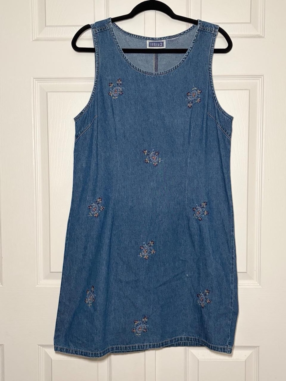 VTG ERIKA & CO. Denim Women 90s
Country Cottage Dress Sz L Floral Embroidered
